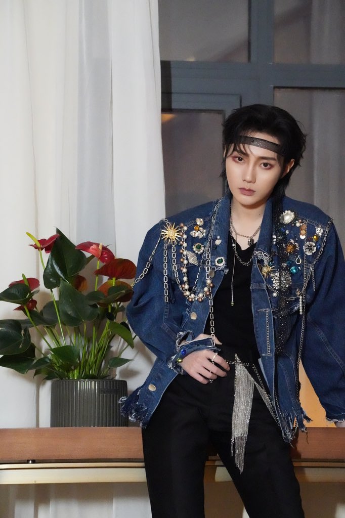 LiuyeTH's tweet photo. [#LiuyeWork]  (5)

ต้อนรับตรุษจีนไปด้วยกัน!

#หลิวเหย่ #Liuye #刘也    
©®刘也Yea工作室       
📷[2024-02-04] https://t.co/COPa1mpblJ