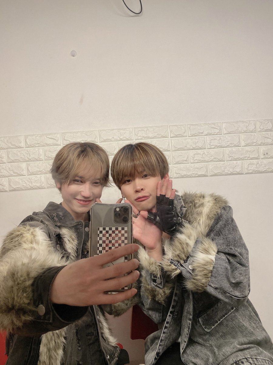 imsakapi__'s tweet photo. ライブ待ち遠し~👬
#HeartJacks #SAKAPI #さかぴー https://t.co/2VtBoviWyU