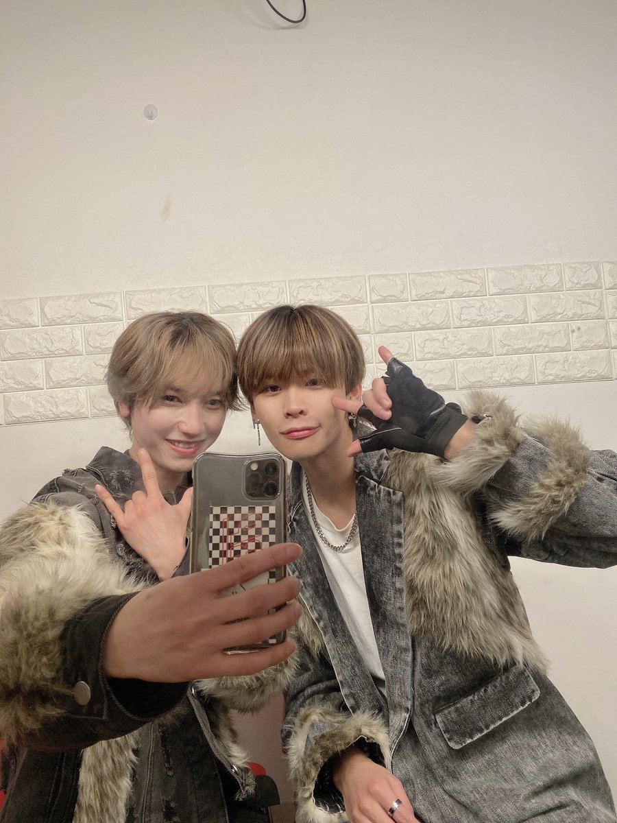 imsakapi__'s tweet photo. ライブ待ち遠し~👬
#HeartJacks #SAKAPI #さかぴー https://t.co/2VtBoviWyU