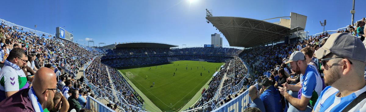 PMBENAMIEL's tweet photo. Hoy el malaguismo sonríe 💙🤍 keep going 🫡😎 https://t.co/BOskFjEQaJ