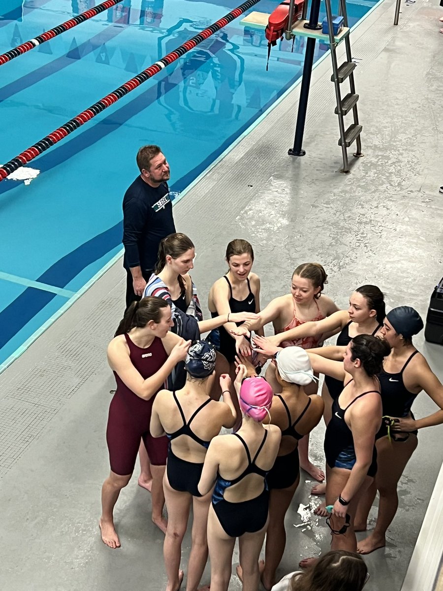 Up early and ready for the county meet with our <a href="/SiegelHighSwim/">Siegel High Swimming</a> girls!  Good luck to all of our swimmers competing today as they work to cut time and move toward STATE!  <a href="/Coach_Wyant/">𝔾𝕣𝕖𝕘 𝕎𝕪𝕒𝕟𝕥</a> <a href="/Coach_Marlatt/">Mr. Marlatt</a> <a href="/SiegelAthletics/">Siegel Athletics</a> <a href="/SiegelAP9/">Trey Ondrus</a> <a href="/SiegelHighStars/">Siegel High School</a>