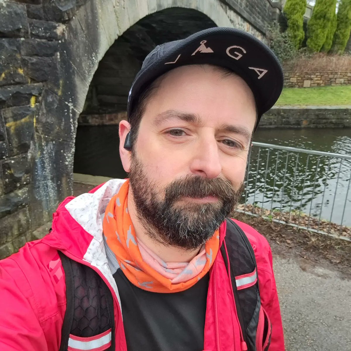 Cakesniffer77's tweet photo. Enjoyable half for #virtualrunclub this morning. Much better than my last run, even if it did piss it down for 90% of the time. 41 very soggy dogs 1.95DpKm @runningpunks listened to @thelivingendaus - The Living End/Roll On/Modern ARTillery https://t.co/uSoeE4Bx9S