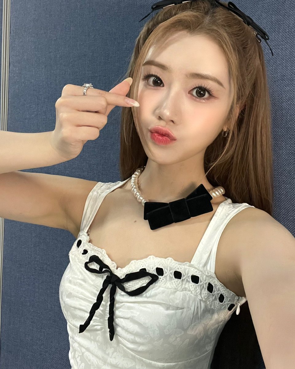 geeniusofficial's tweet photo. [조에🧡] 

Grazie per aver creato così tanti bei ricordi durante il nostro Viaggio ”Voyage“🧡

#지니어스 #Geenius #조에 #Zoe #Voyage https://t.co/VvH8Ev8Gah