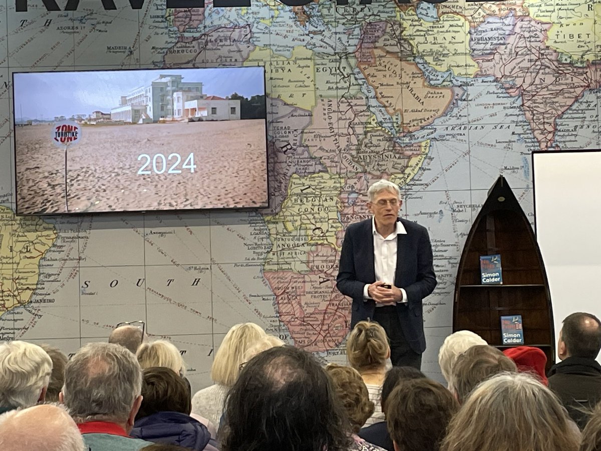 #Destinations Travel Show @kensingtonolympia watching <a href="/SimonCalder/">Simon Calder</a> about his top destinations for2024