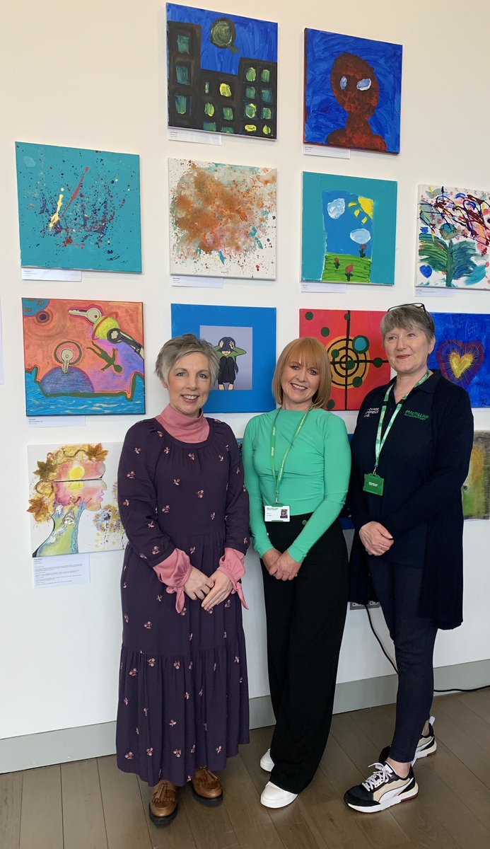 🌎#WorldCancerDay2024 More powerful than words was the artwork on display @TheMACBelfast “Through our Eyes” by #patients, #families & #professionals @macmillancancer What could I SEE 👁️ 🖼️ ✨Disruption ✨💥Messiness ✨Tenacity ✨💪Strength ✨Courage ✨❤️Care