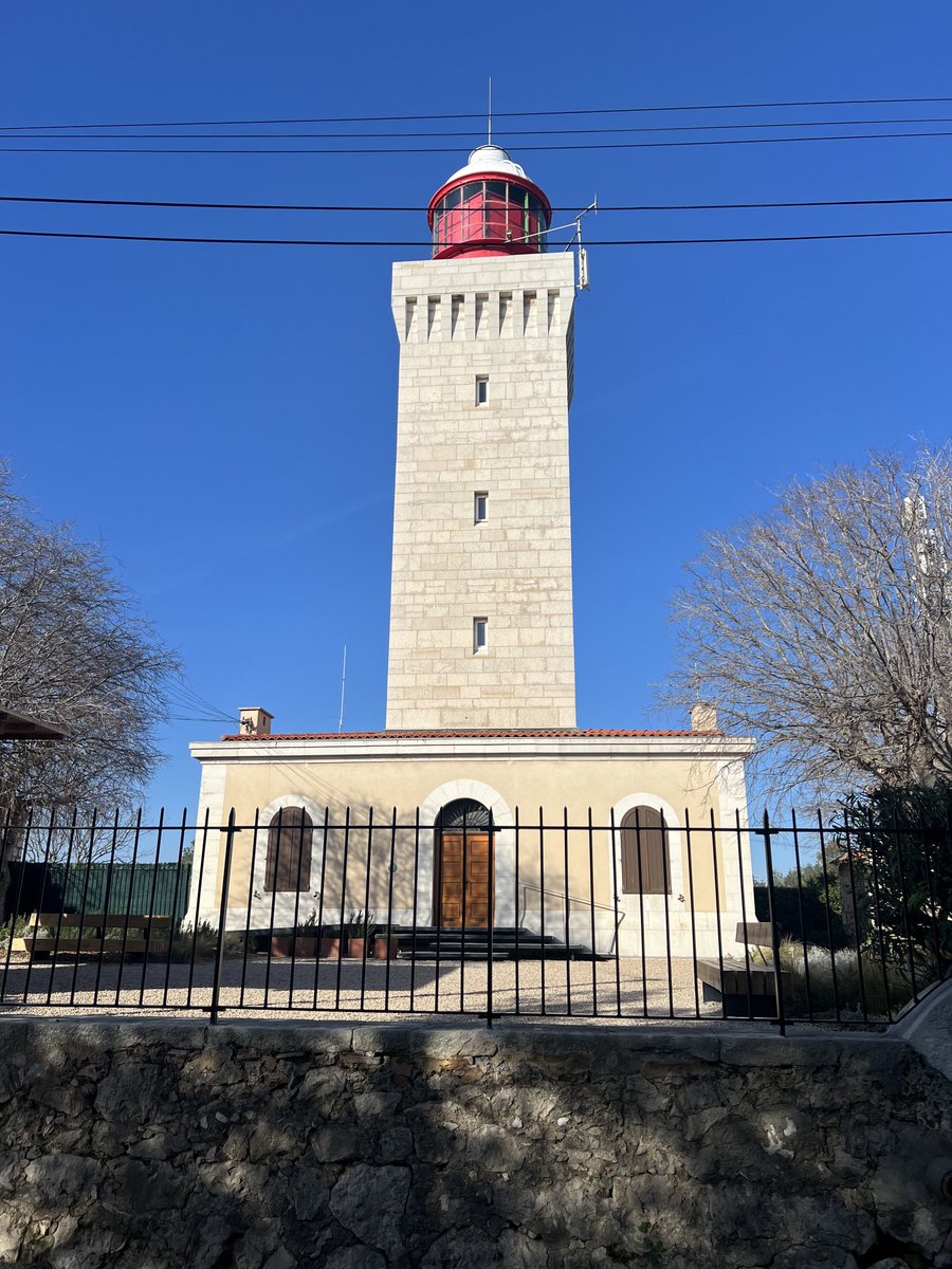 celiaimmo06's tweet image. #capdantibes #pharedelagaroupe #sport #detente🌹♥️🥰