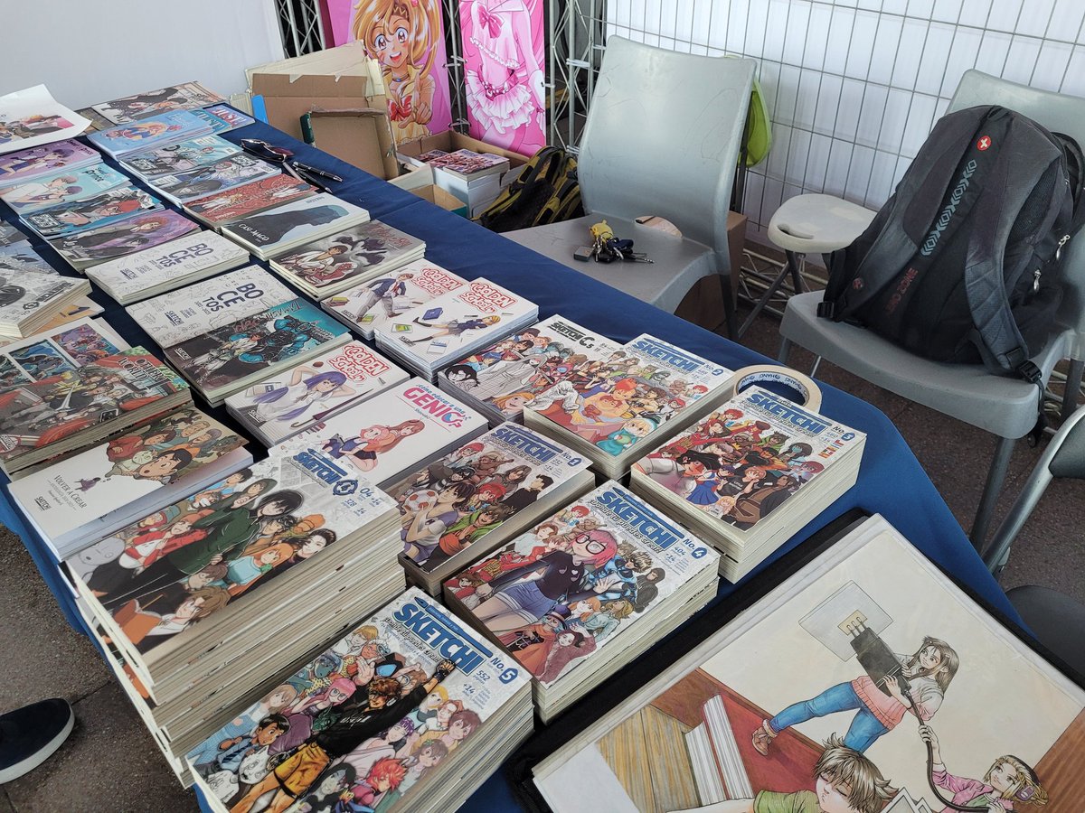 Sketchi_cl's tweet photo. Aquí estamos en nuestro stand n°52 en la #AEX31. Por el momento se encuentra cerrado debido a un corte de agua de una matriz externa a la estación mapocho, llamaron para repararlo, esperamos que se solucione rápido 💪💪 https://t.co/pWkfvz6Jdq