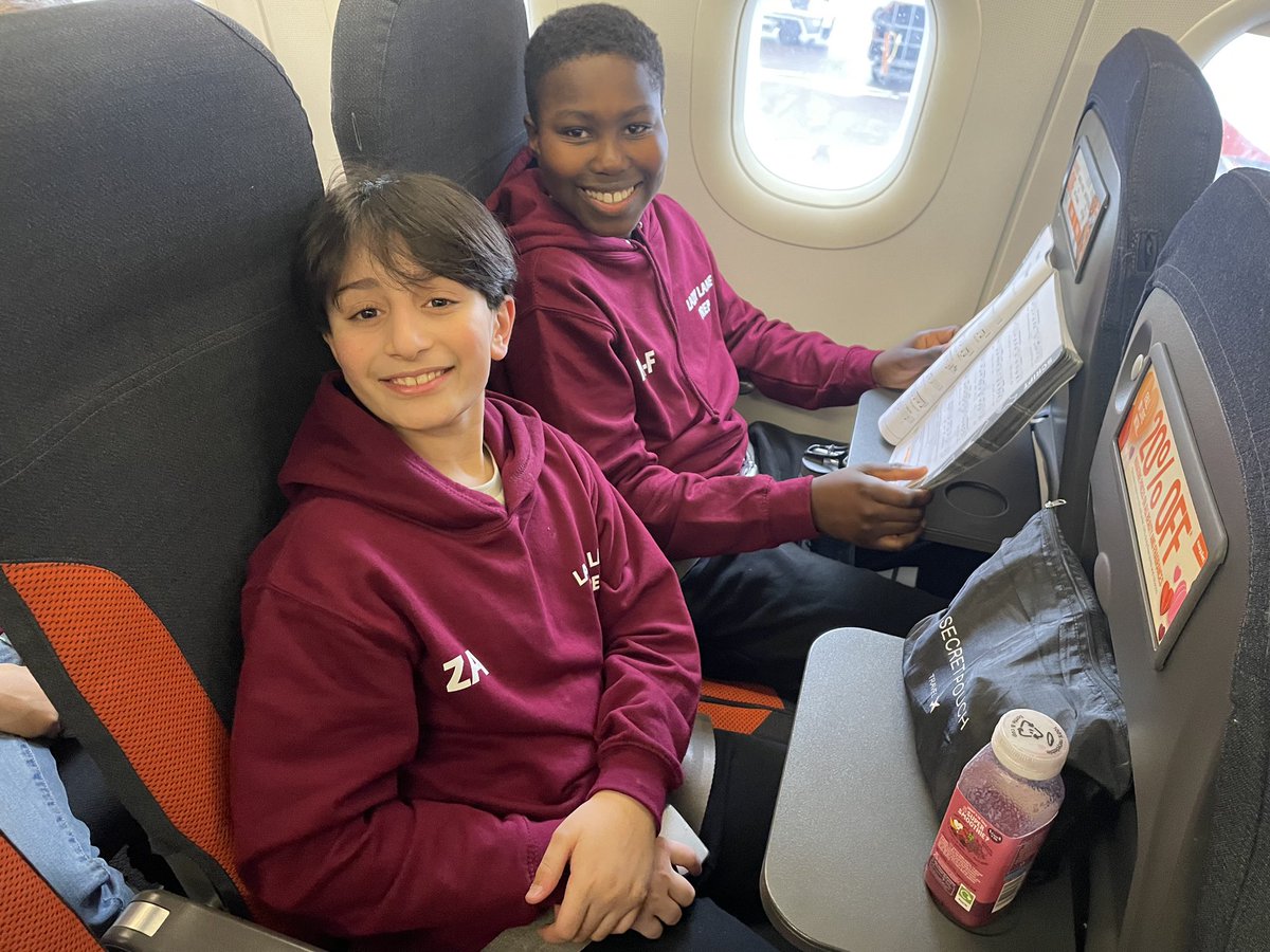 LadyLanePark's tweet photo. @Alpha_Schools 2024 Ski trip to
Italy has begun! A great start this morning, smiles all round 🎿🚡⛷️✈️🇮🇹 @easyJet @isaschools @Bingley_Hour @ISAsportUK #year6skitrip #ski #easyjet https://t.co/oq8vYgkoav