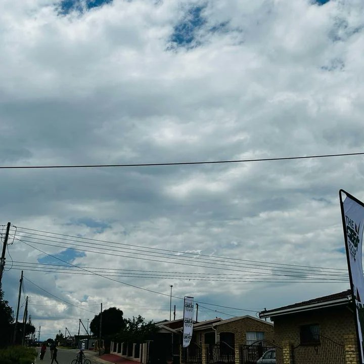 TheG8EscapeFest's tweet photo. We are out in full swing at Behungra Carwash. 
#RoadToTheGreatEscape
Bruno's House Presents
*The Great Escape Activation*

Featuring Heavyweights such as 
|Funkytee|KG Smoothman| Thusga R |Jappie|Moleft |Skeptical Kevo|Zoom &amp; Many More.
See you there!!
#TheGreatEscapeFestival https://t.co/GnlfP6s0EZ