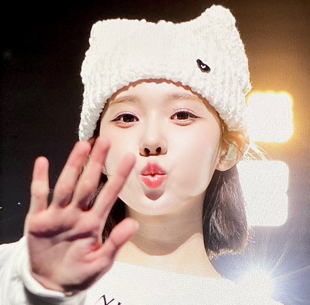 TWNATIONS_'s tweet photo. [STATIONHEAD] We are OnAir!🔴

Join us on Stationhead and park your Spotify Premium accounts to stream Winter’s songs for free🐶🩵

📻 https://t.co/7d8GWH8gSQ 

– Please also shazam while streaming

#WINTER #VOYAGE #WITHYOU #ONCEAGAIN #WINFORYOU https://t.co/YW2DvuRiQA