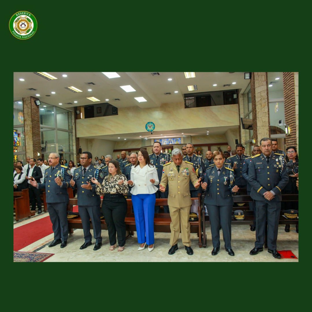 ReservaPN's tweet photo. Celebración de la eucaristía con motivo del vigésimo aniversario del Comité de Retiro de la Policía Nacional. Una comisión de la Dirección de la Reserva Policial estuvo presente en esta sagrada actividad.
#reservapn #reservistas #Juntaderetiroffaa #comitederetiropn https://t.co/JnKGkNFAtJ