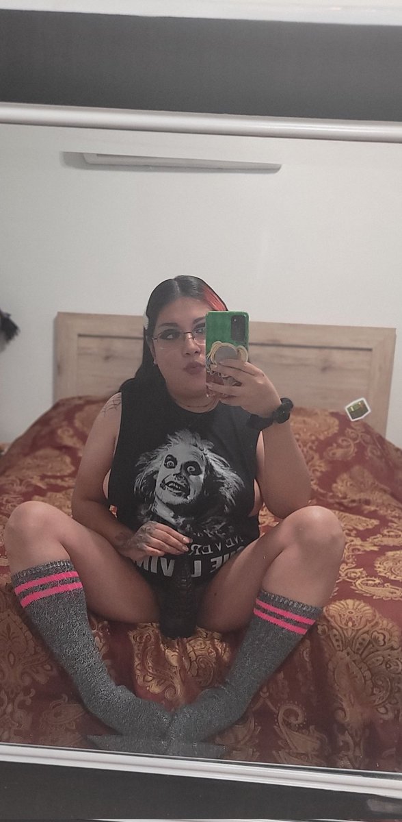 JosiePetkitten's tweet photo. New Toy, New Set 🐙😉🥵
#wtfindi #indirgv #RGV #Milf #Onlyfans #Slut #snapchatleak https://t.co/8KGfMPj6Jc