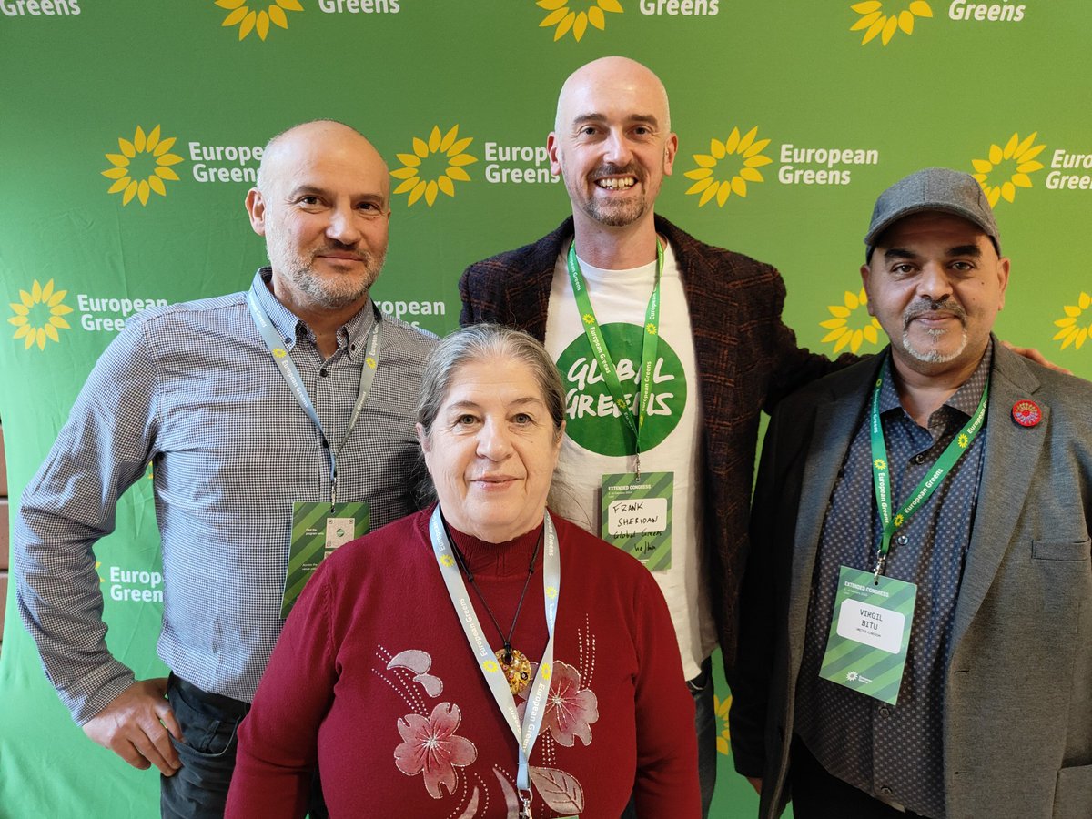 verzii's tweet photo. Cu Frank Sheridan, coordonatorul Global Greens, pe care l-am întâlnit și la Seoul cu ocazia congresului Global Greens, dar și alți colegi verzi, Virgil Bitu, colegul din UK, am vorbit despre programul Global Democracy Network care a inceput la Seoul. https://t.co/aNAA5WE0cJ