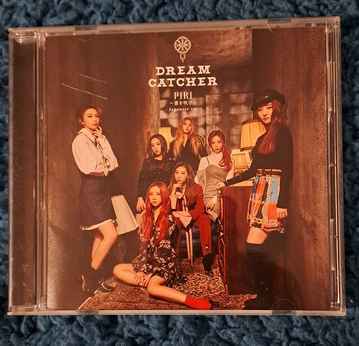Iilyoo's tweet photo. Hello insomnia Twitter it's me again I'm back in another give away! This time it's for the Piri Japanese verison album !

Rules :
- must like and rt the post
- comment or quote rt and tell me what is your favorite Japanese track from dreamcatcher 
- give away open internationally https://t.co/2iG5MeZVOH