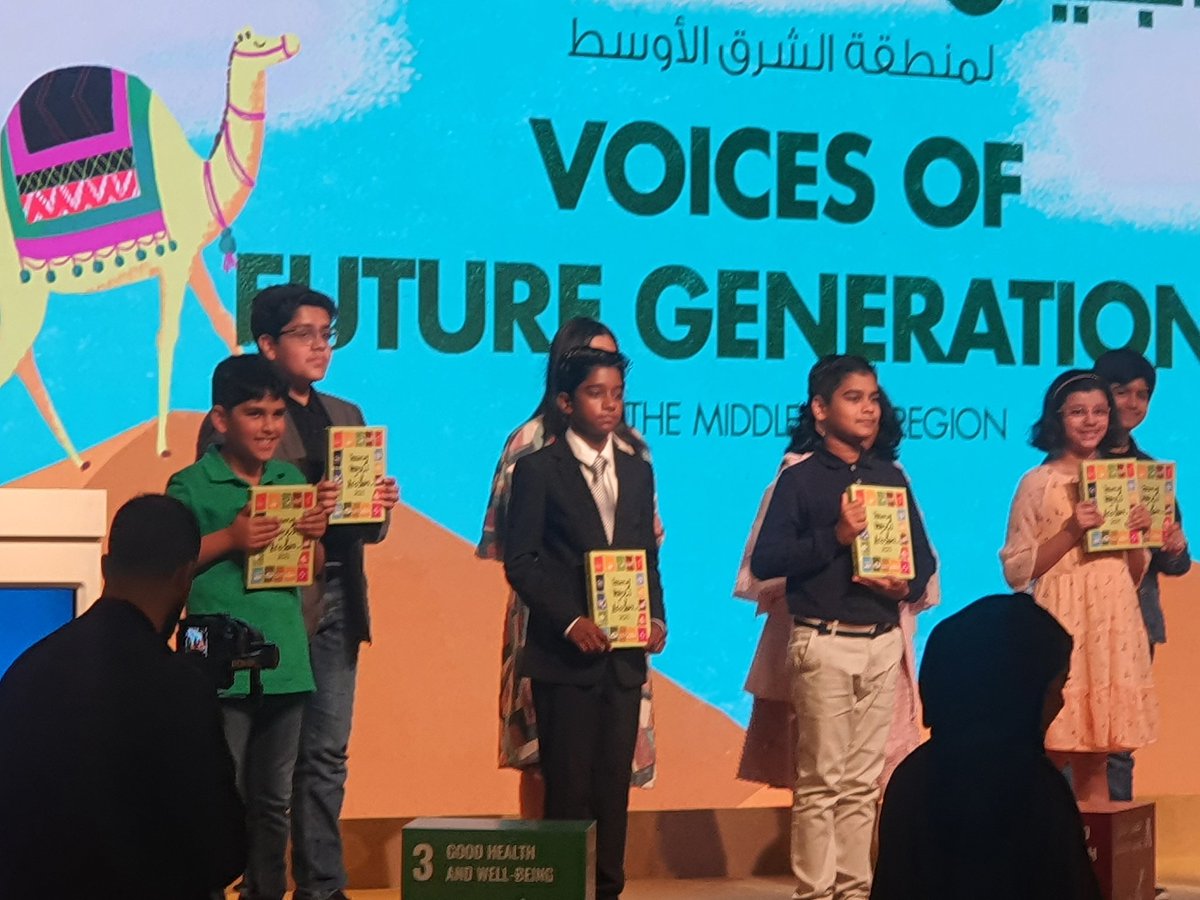 arbor_library's tweet photo. Super proud of this young man for becoming a published author at the age of 11. Well done Tinveer and thank you @vofg_arabia for this great opportunity. What a great start to my day at the @EmiratesLitFest . https://t.co/lmm4tXoRRV