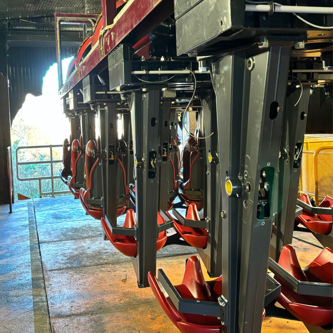 THORPEPARK's tweet photo. (1/2) Sneak peek into Thorpe Park's Winter Maintenance👀

True or False: Nemesis Inferno is our only inverted coaster?🎢

#ThorpePark #ThemePark #Rollercoaster #Rollercoasters #Coaster #Coasters #WinterMaintenance #BTS https://t.co/D0ysvnomyf