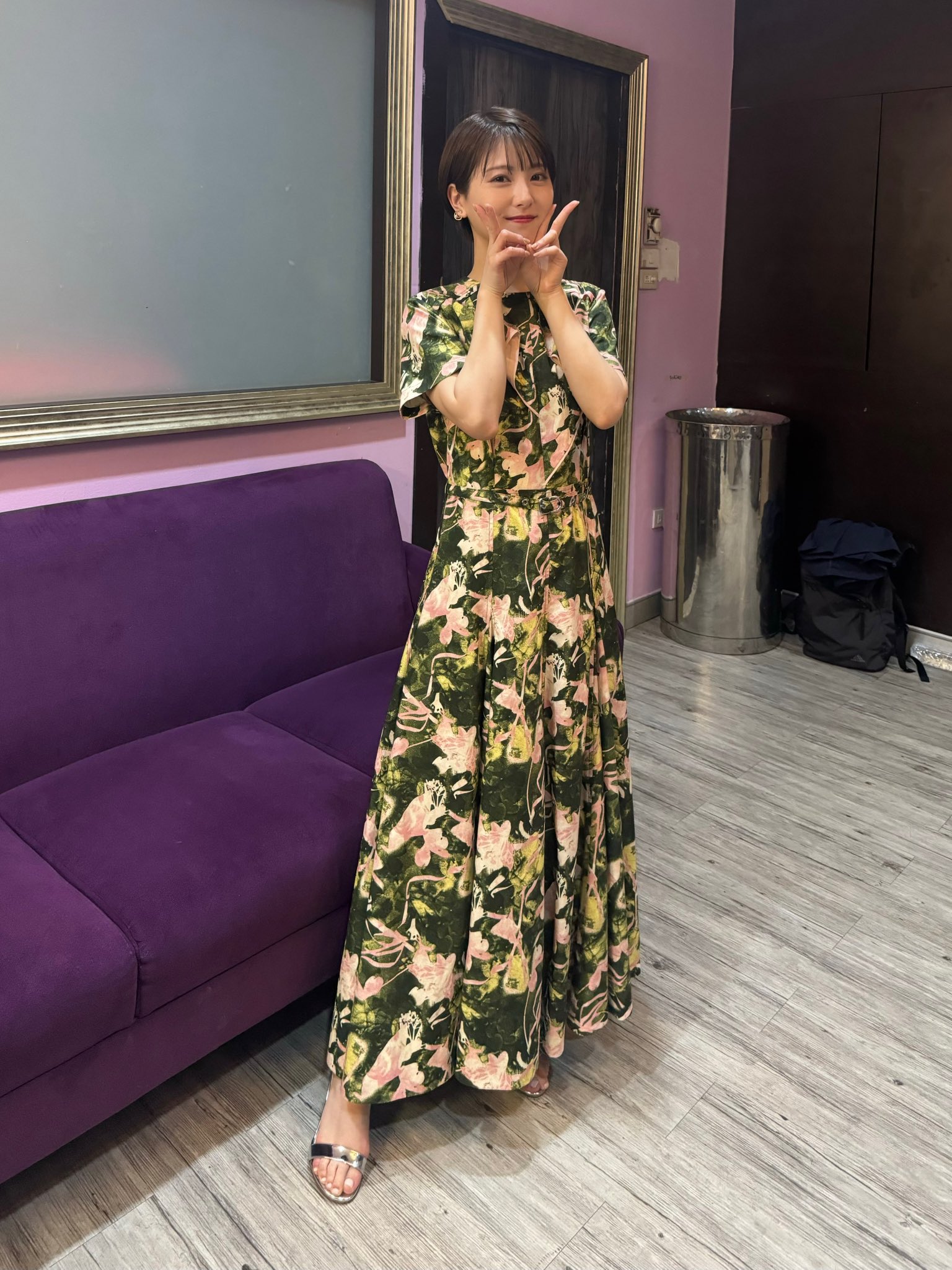 浜辺美波着用ロングワンピース