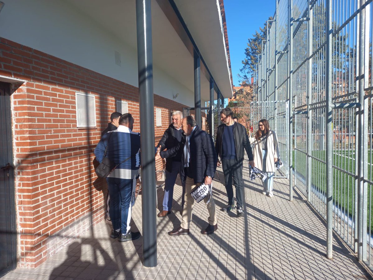 🏟️El presidente <a href="/PacoDiezRFFM/">Paco Díez</a> acompañado de <a href="/GuillermoLabor/">Guillermo Laborda</a> ha asistido a la inauguración del campo de Arjona, con  el partido entre el <a href="/AguilasLucero/">C.F. Águilas del Lucero</a> y el <a href="/ADP1967/">Agrupación Deportiva Piqueñas</a> 

✅La presidenta del club local, Remedios Villarino, y el concejal, Alberto González, han ejercido de anfitriones.