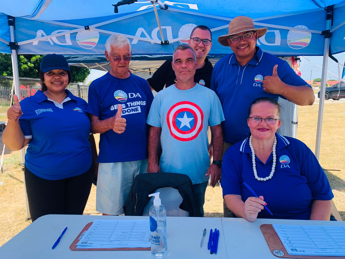 DAEasternCape's tweet image. We are waiting for you! This is your last day to register. You can only vote at the station where you are registered. Make sure you are registered correctly at check.da.org.za
#RescueSA #RegisterToVoteDA