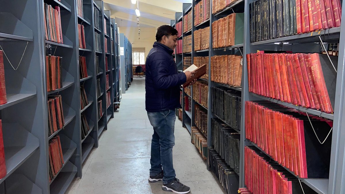 SKaushal97's tweet photo. "अध्ययन स्वयं का हो या पुस्तक का, हमेशा फ़ायदा ही करता है।"
#BooksLove #EducatingMyself https://t.co/3OJvwoYjvO