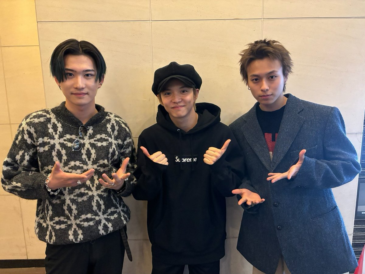 taiki__official's tweet photo. 光汰と蒼真と
ご飯いってきた！

二人がとにかく仲良かった！笑

キラキラしてていいな⭐️
可愛い可愛いふたりでした！

NEO EXILEチームも
盛り上がってます⤴️⤴️

@_KID_PHENOMENON https://t.co/m8ybWN5Qif