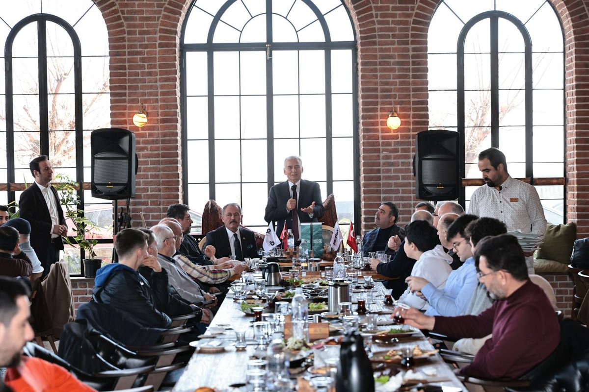 osmanzolan's tweet photo. MÜSİAD Denizli Şube Başkanlığının düzenlediği geleneksel buluşmada iş dünyasının birbirinden değerli temsilcisi kardeşlerimiz ile buluştuk.

Allah birlik ve beraberliğimizi daim eylesin. https://t.co/ECtMzCVa9L