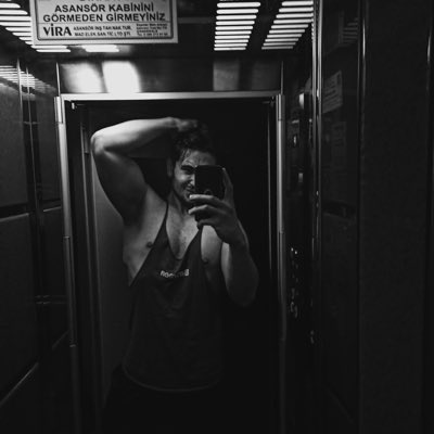 1fthyldz's tweet photo. #YeniProfilResmi https://t.co/GH42UlthER