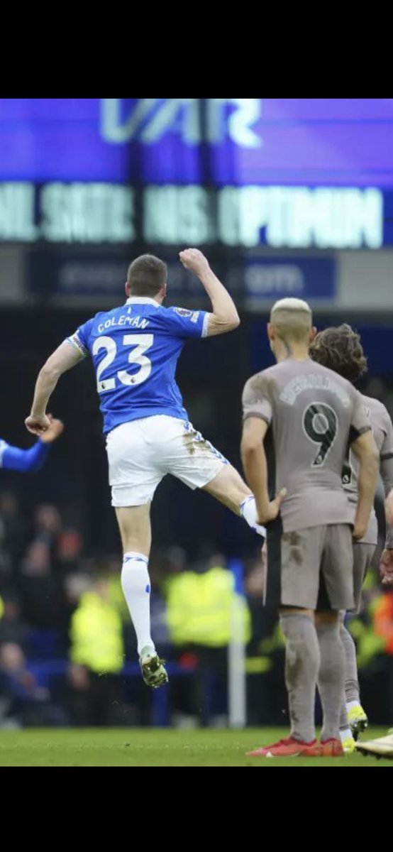 talking_toffees's tweet image. If you ain’t with us, you’re against us 🔵☘️ 

#EFC