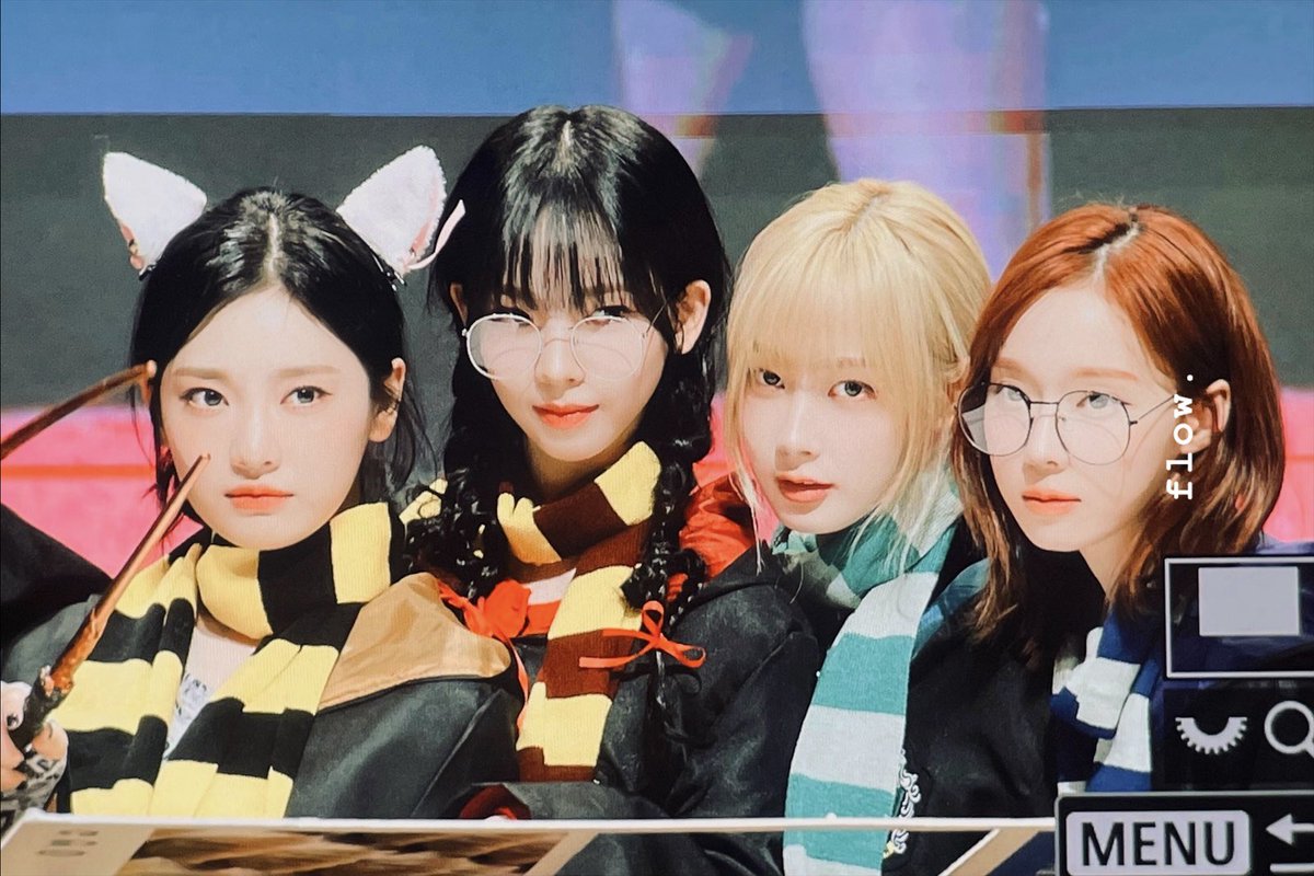 myaespadeul's tweet photo. @Eternity__0101 @taerina09 @aespa_official @just_0411 @meteorite411 @with_yu0411 231201 Drama Apple Music Fansign
Cre: @flow001030 
#aespa #에스파 https://t.co/Cu08d68JZY