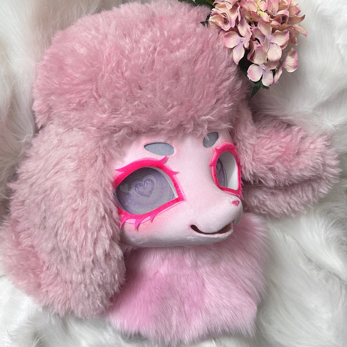superqinci's tweet photo. Poodle commission🥰🥰
#fursuit #furry https://t.co/zUN5xgnqOH