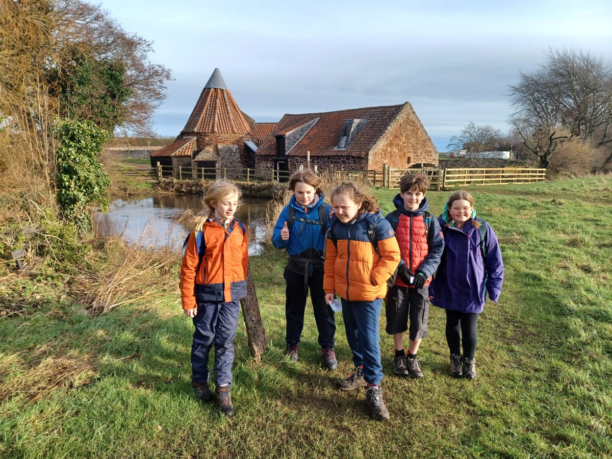 Our Scouts are out and about on a walk in East Lothian! (<a href="/ScotRail/">ScotRail</a> #kidsforaquid is great 🙂) <a href="/enescouts/">Edinburgh NE Scouts</a> <a href="/sesscouts/">South East Scotland Scouts</a> <a href="/ScoutsScotland/">Scouts Scotland</a>