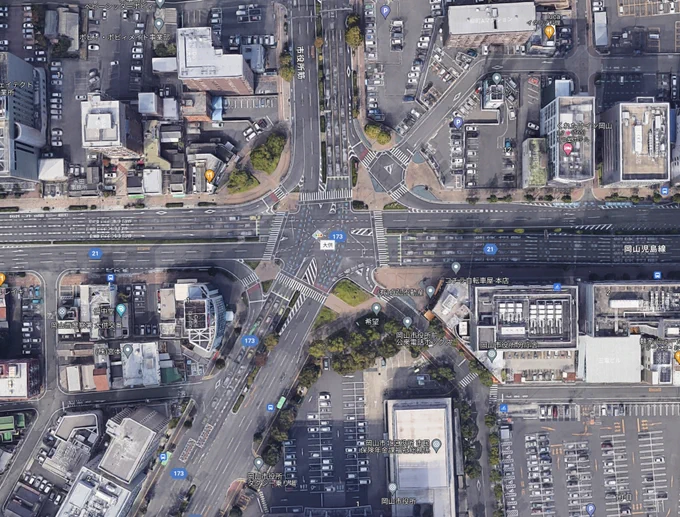 岡山市にはロータリーっぽい交差点が点在してる