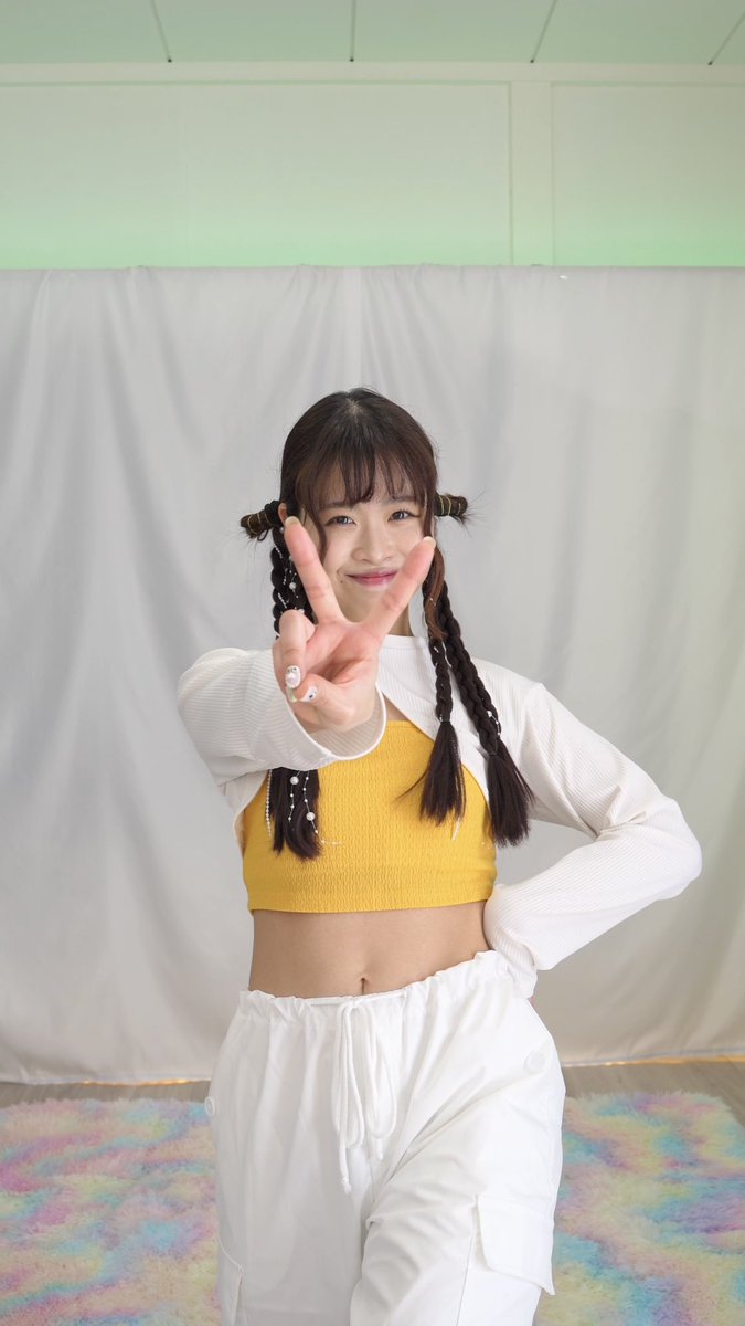 juri_co_dance's tweet photo. YOASOBIさんの「#BiriBiri」で踊ってみた♪

ピカチュウをイメージして振り付けも作ったよ！どうかな？
みんなもYouTubeショートで踊ってみてね〜！

振り付け自由に使ってください(*´꒳`*)♡
https://t.co/YFanzk0PLp

#PR  #Shorts https://t.co/pJZwYwqMhF