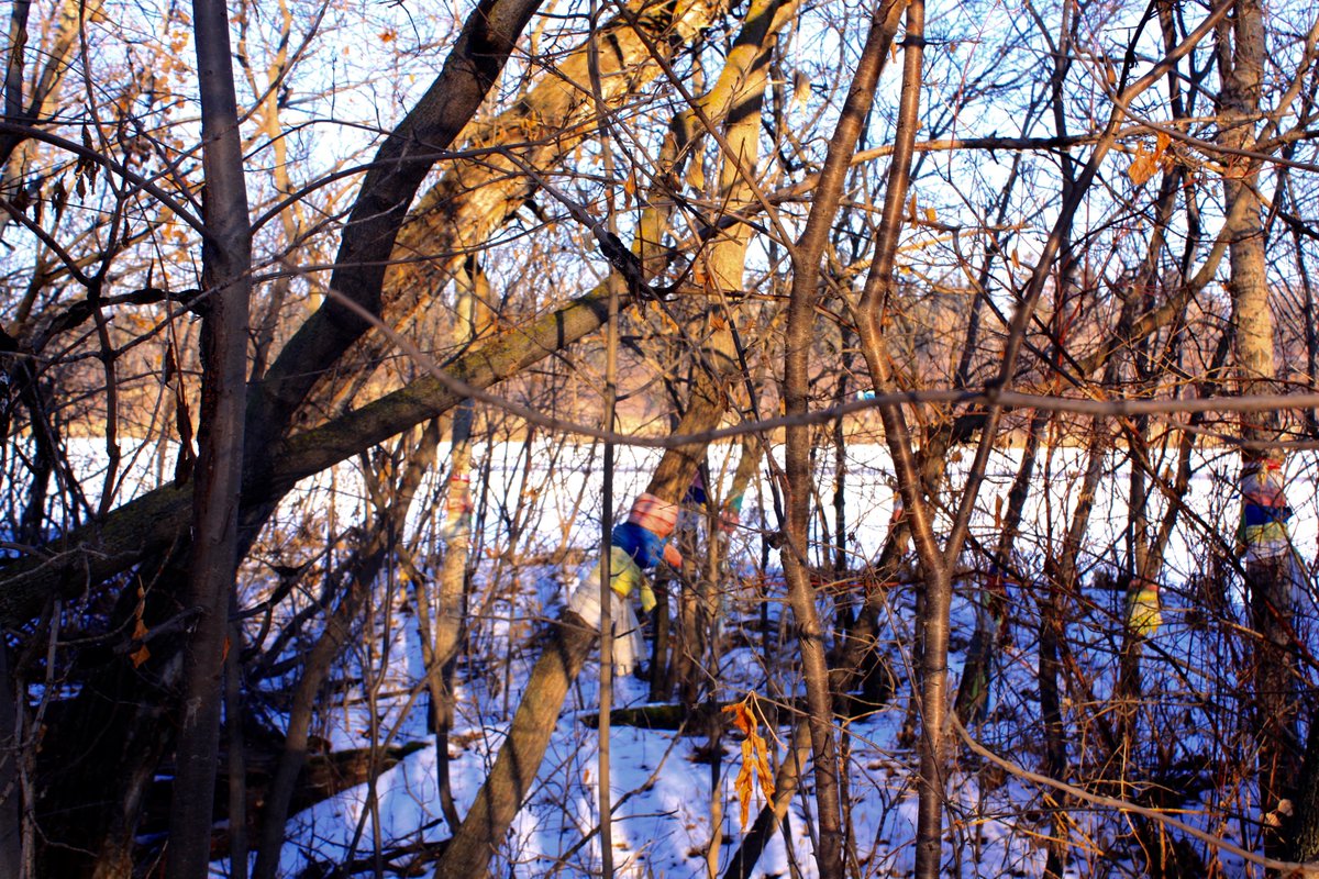 ErvcCcom's tweet image. Prayer flag reminder of the river valley as a spiritual place.
