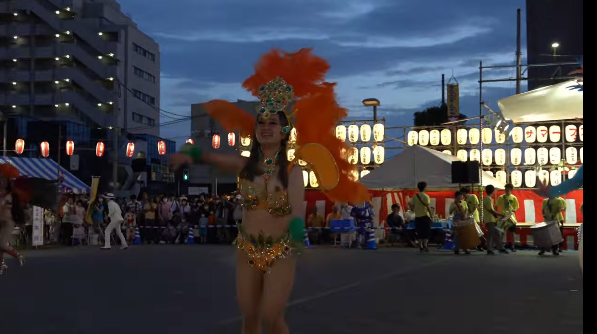 ウニアン 乳首  / X