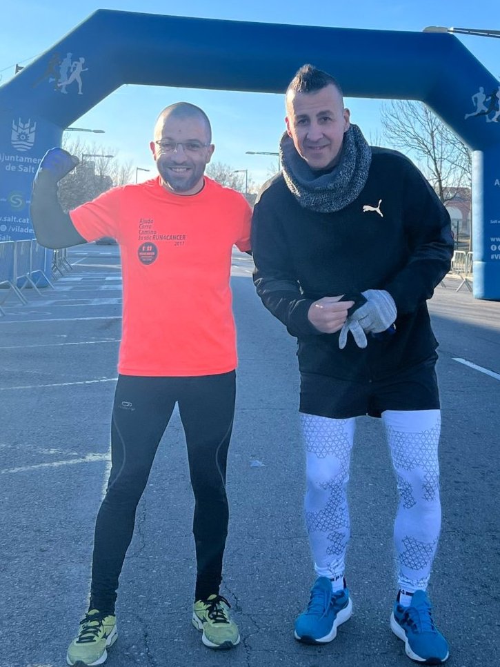 SergiFabri's tweet photo. 📸 Da igual si corres o caminas, lo importante es avanzar. 🚶🏼

Otro año más poniendo nuestro grano de arena en la #Run4Cancer de #Salt 💪💪 https://t.co/EMl6h5RDqE