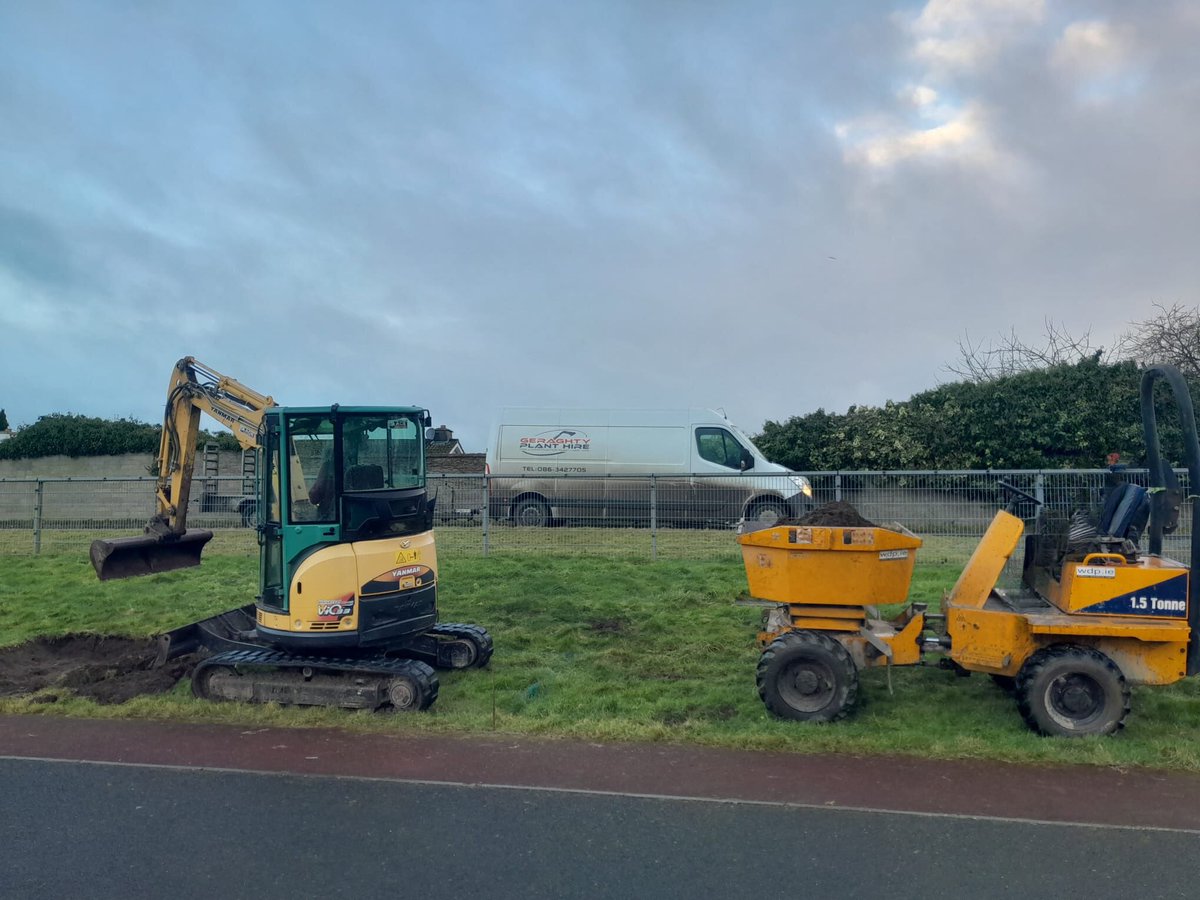 ckutdfc's tweet photo. CK United would like to say a massive thank you to Mark from Geraghty Plant Hire for providing us with men and equipment to begin preparations for our dugouts in Watershed in an effort to bring it to LOI stadium standard 🏟️

Also, thanks to Ivor Bibby for organising the labour! https://t.co/QuL3GkS1Hp