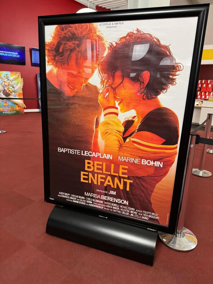 StarfixMag's tweet photo. Félicitations @ThierryTherasson et son formidable cast @BaptisteLecapl1 @marinebo #carolinebourg #cybelevillemagne la magnifique #marysaberenson pour « Belle Enfant ». Vivement un distributeur pour ce tres beau et très drôle film ! https://t.co/wQjcpzPRF4