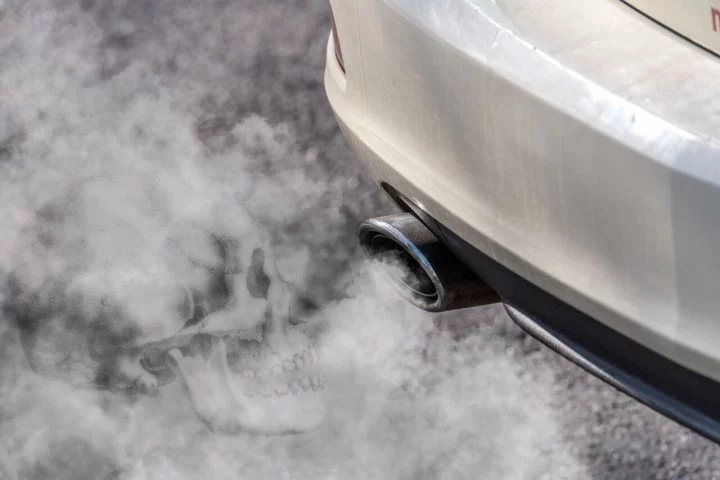 AutosTunning's tweet photo. Después de 12 años, los coches siguen emitiendo las mismas cantidades de CO2 https://t.co/BXSgk1nKLS https://t.co/mVB6ybGlBM