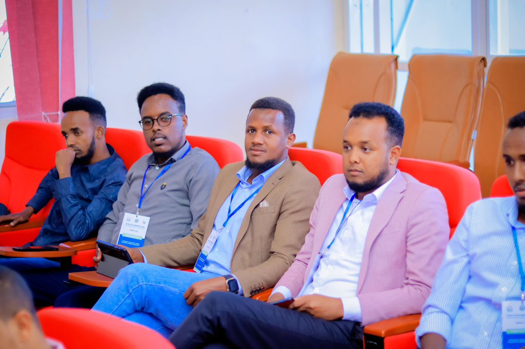Attending , global health emerging leaders program in Somaliland. This is two days of interaction sessions about global health in general and research. 

#globalhealth #globalhealthleadership #globalhealthfocus