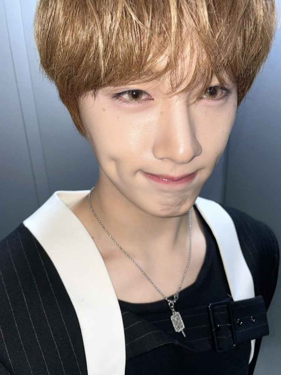 CIX_twt's tweet photo. 보조개 파티😄

#CIX #씨아이엑스 #현석 #윤현석 #서기 #막내 #FIX #픽스 #픽스내거 https://t.co/1lu0Xdo9dt