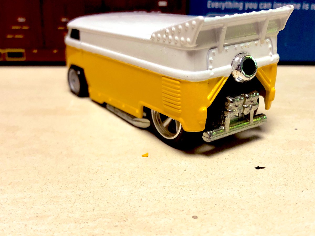 porschegmbh's tweet photo. #ホットウィール  #HotWheels  #Volkswagen  #dragbus 
HWドラバス、ケイシーのショップから帰ってきました
さすがケイシー！！ https://t.co/ycenHeEeHy
