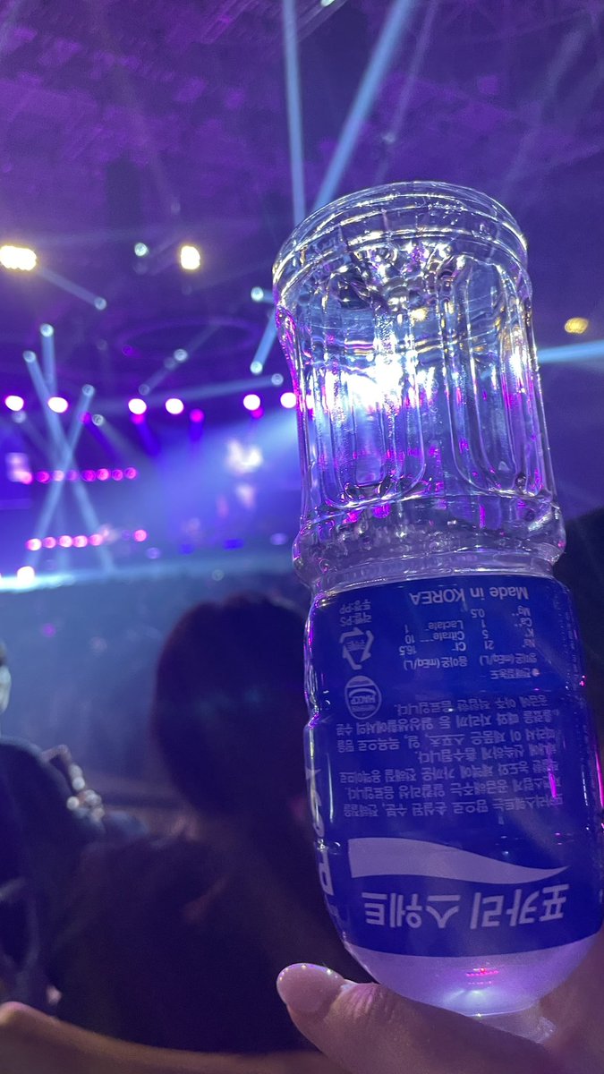 nowisfiftyfive's tweet photo. 봉살돈없어서이러고봄 https://t.co/SrPzNyAp2L