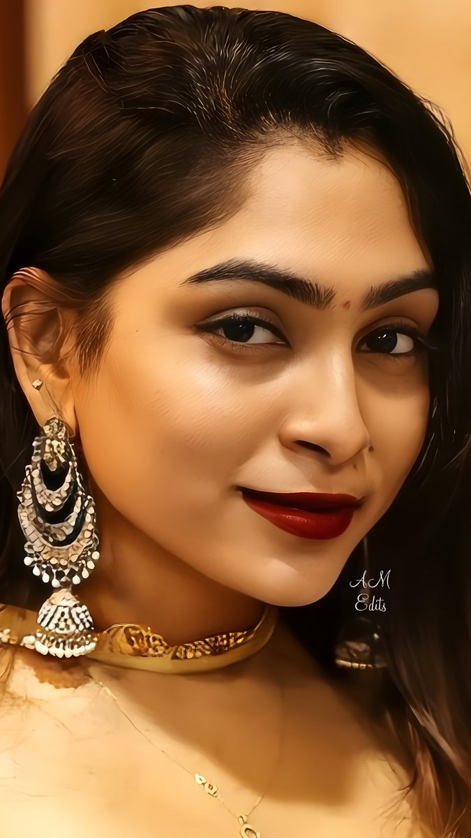 ActressModels1's tweet photo. 𝑯𝑩𝑫 💝 𝑵𝒆𝒆𝒕𝒉𝒖 💛
~ #Neethu #NeethuMohan #NeethuChinju 💕
#HappyBirthdayNeethuMohan
#HBDNeethuMohan
- #AMEdits https://t.co/YyWxZeTUPf