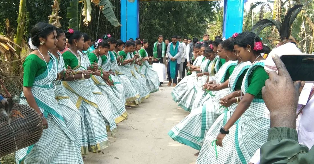 iamwilsonhasda's tweet photo. Dhorom Sabha, Shri Michael Tudu Secretary Santal Catholic Dhorom Sabha, and Committee members of Santal Catholic Dhorom Sabha among others were present.
#Batabari #Kasitola #Udalguri #BTR #Bodoland #BTC #Assam #WilsonHasda
3/3 https://t.co/XCdmqCAVxA