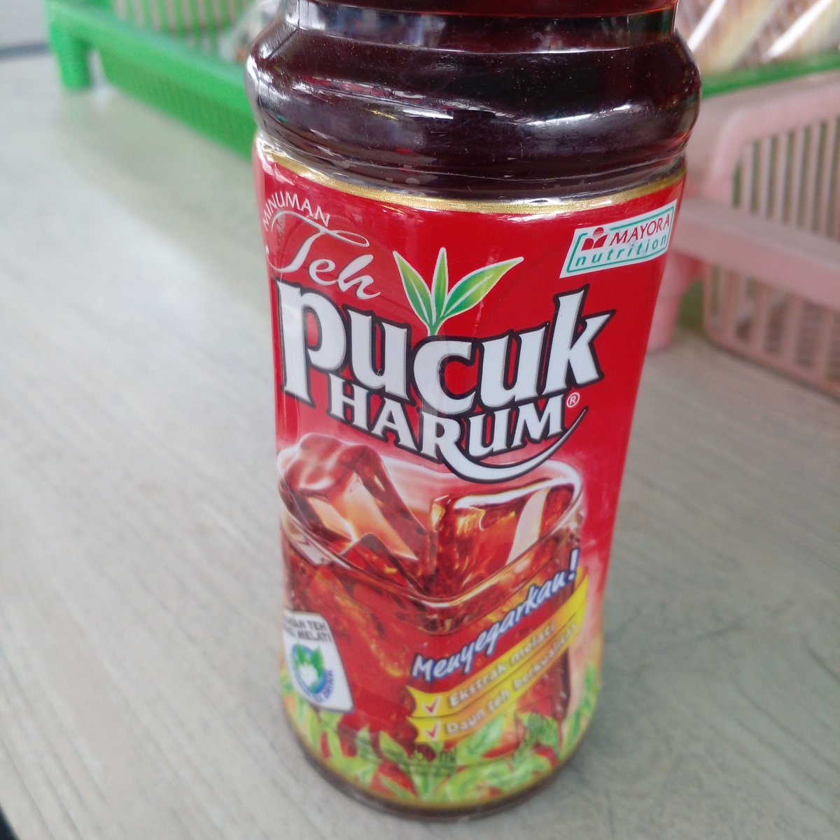 Arcopodo75's tweet photo. @kangjaill Minum ini aja gw dah bahagia bro.. 😁 https://t.co/ksYNmaC8Al