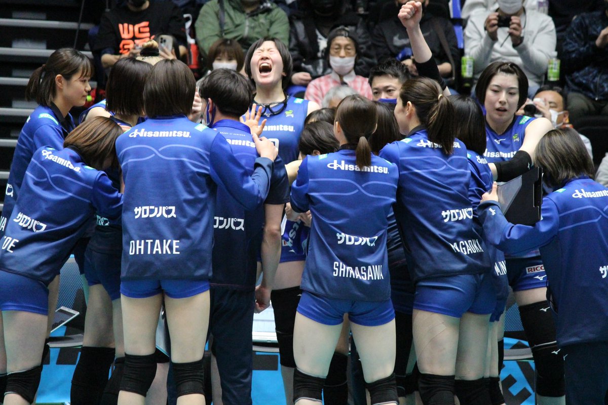 vb_sora's tweet photo. 来週の佐賀HG楽しみだなー!
今シーズン初観戦で見に行く試合はレギュラーラウンド最終戦だから尚更楽しみ!!
写真は去年のファイナル4の高崎での試合✨️
#久光スプリングス
#GOSprings https://t.co/kXSdkWNUgB