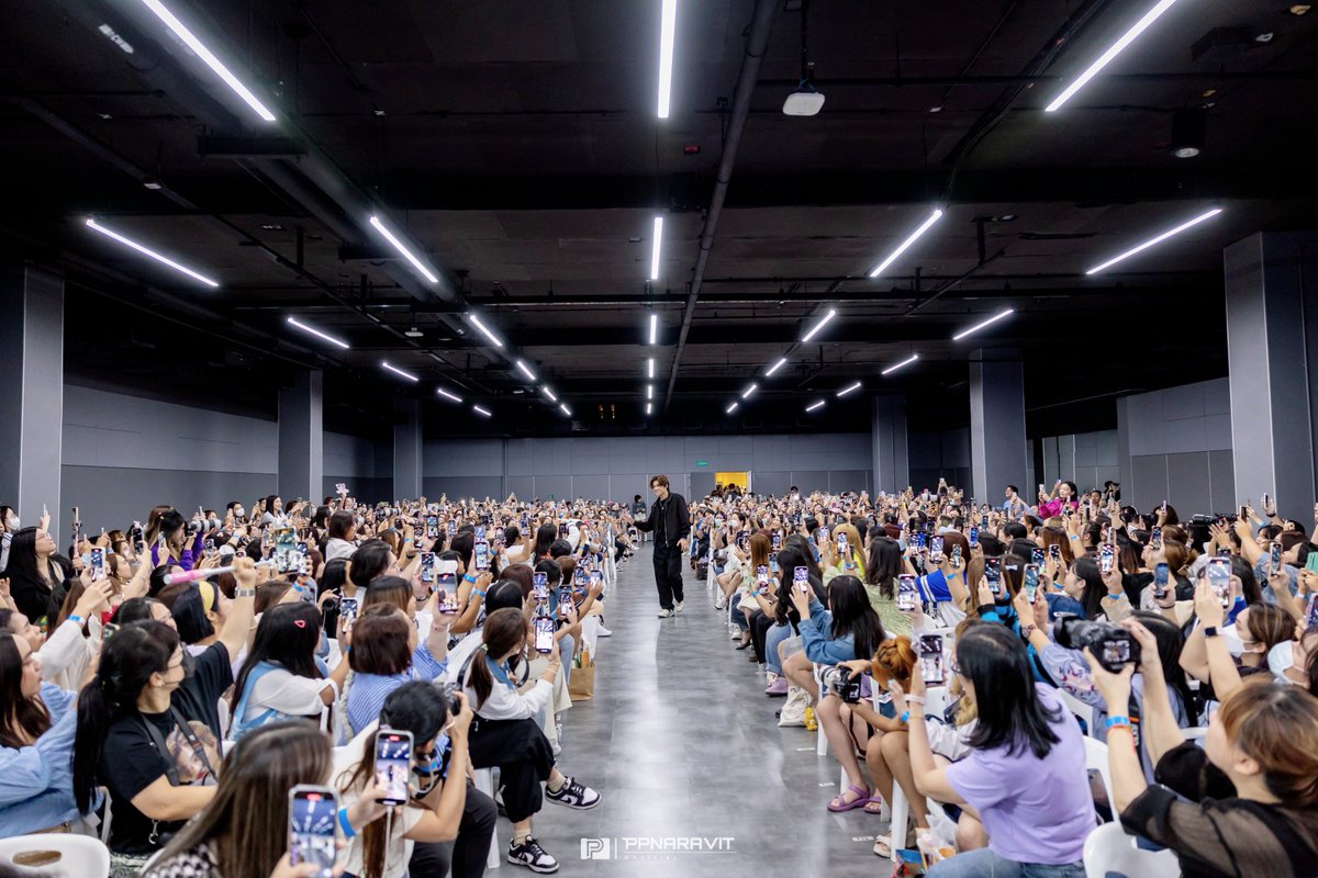 ppnaravit_home's tweet photo. ✨𝟐𝟑𝒓𝒅 𝑺𝒆𝒎𝒆𝒔𝒕𝒆𝒓 : 𝑷𝒐𝒏𝒅'𝒔 𝑩𝒊𝒓𝒕𝒉𝒅𝒂𝒚 
📆03.02.24

ขอขอบคุณแฟนคลับที่น่ารักทุกคนที่มาร่วมงานวันเกิดของปอนด์ในปีนี้ ขอบคุณที่ซัพพอร์ตปอนด์และพวกเรามาโดยตลอด อยู่ด้วยกันแบบนี้ไปนานๆ น้าาา 🧡

Special Day With Pond

@ppnaravit 
#ppnaravit
#23rdSemesterPondDay https://t.co/RI7ciFBG9J