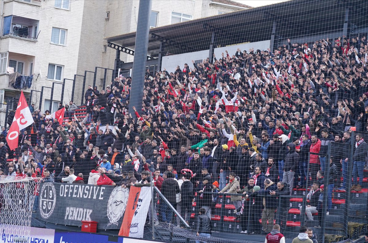 PendiksporK's tweet photo. ⏱️ 46'
İkinci yarı başladı! #PSvADS
#SemtBizimAşkBizim https://t.co/304GFOaDIO