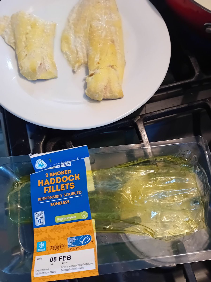 These are not 2 smoked haddock as per packet. More like one and a half!
Bought yesterday 
Disapointed today!!

.Lidl Llandaff North Cardiff.
Comments please!